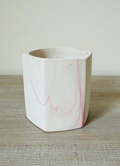 Marble effect ceramic pot